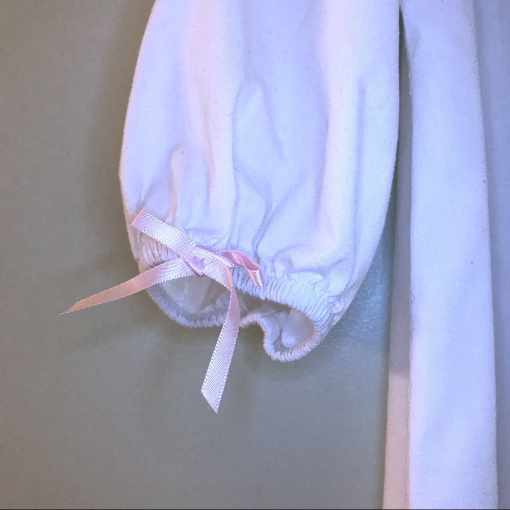 American Girl Vintage Elizabeth’s Nightgown - Picture 5 of 12